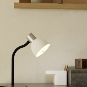 Macere Bordlampe m matt hvit glassskjerm
